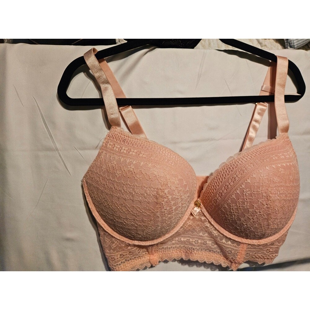 Daisy Fuentes BRA 38DD Full Figure Pink Peach Push Up Underwire Lace NWOT